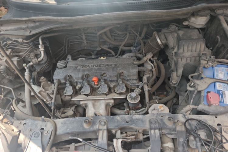 Used Honda CR-V 2012 2.0L two-wheel drive urban version Engine Bay