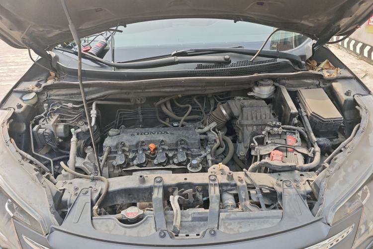 Used Honda CR-V 2012 2.0L two-wheel drive urban version Engine Bay