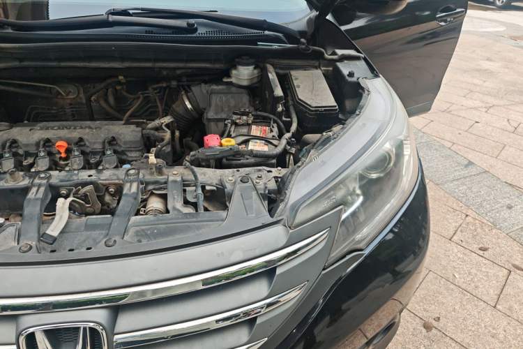 Used Honda CR-V 2012 2.0L two-wheel drive urban version Engine Bay Left