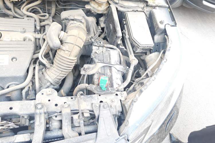 Used Honda CR-V 2012 2.4L Four-wheel Drive Prestige Edition Engine Bay Left