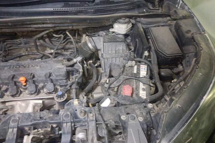 Used Honda CR-V 2012 2.0L two-wheel drive urban version Engine Bay Left