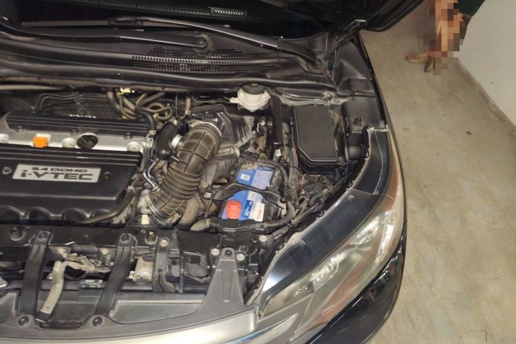Used Honda CR-V 2012 2.4L four-wheel drive luxury version Engine Bay Left