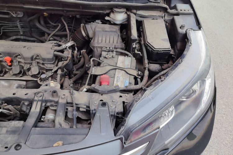 Used Honda CR-V 2012 2.0L two-wheel drive urban version Engine Bay Left