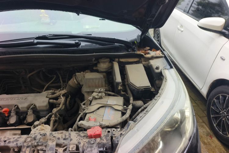 Used Honda CR-V 2012 2.0L two-wheel drive urban version Engine Bay Left