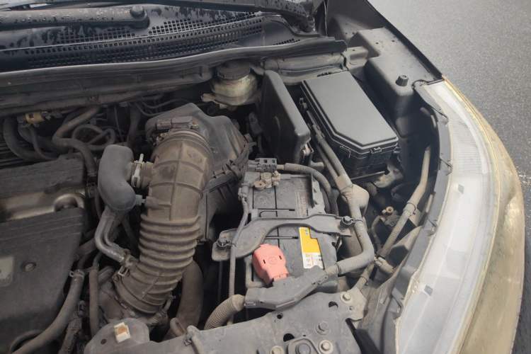 Used Honda CR-V 2012 2.4L four-wheel drive luxury version Engine Bay Left