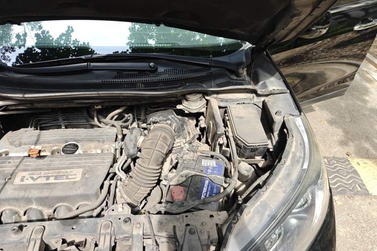 Used Honda CR-V 2012 2.4L four-wheel drive luxury version Engine Bay Left