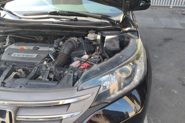 Used Honda CR-V 2012 2.4L four-wheel drive luxury version Engine Bay Left