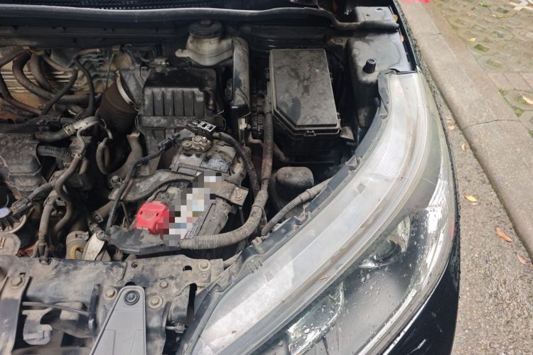 Used Honda CR-V 2012 2.0L two-wheel drive urban version Engine Bay Left