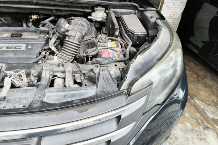 Used Honda CR-V 2012 2.4L four-wheel drive luxury version Engine Bay Left
