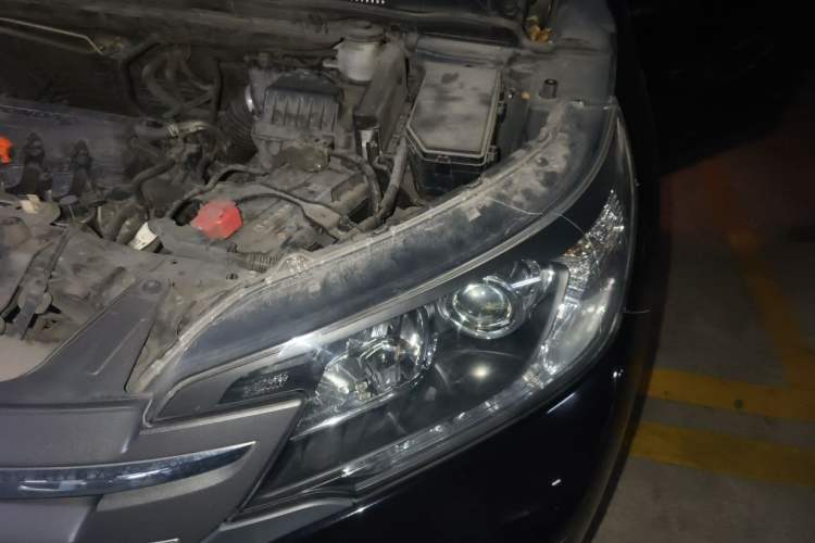 Used Honda CR-V 2012 2.0L two-wheel drive urban version Engine Bay Left