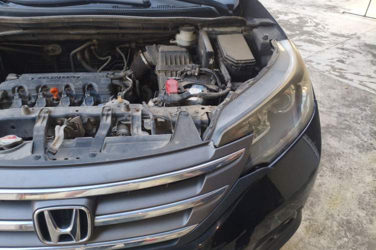 Used Honda CR-V 2012 2.0L two-wheel drive urban version Engine Bay Left