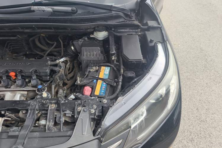 Used Honda CR-V 2012 2.0L two-wheel drive urban version Engine Bay Left