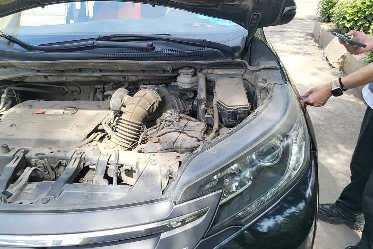 Used Honda CR-V 2012 2.4L four-wheel drive luxury version Engine Bay Left
