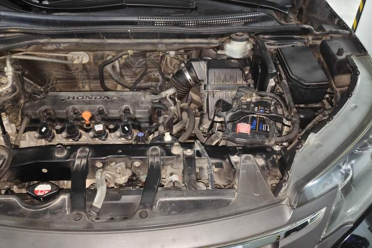 Used Honda CR-V 2012 2.0L two-wheel drive urban version Engine Bay Left