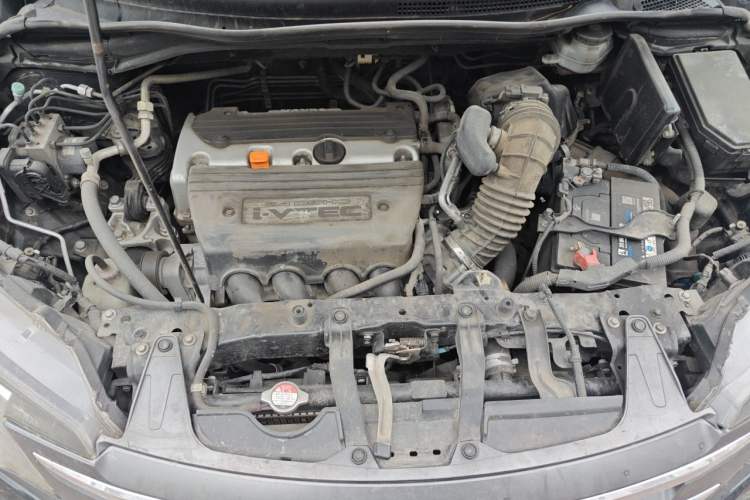 Used Honda CR-V 2012 2.4L four-wheel drive luxury version Engine Bay