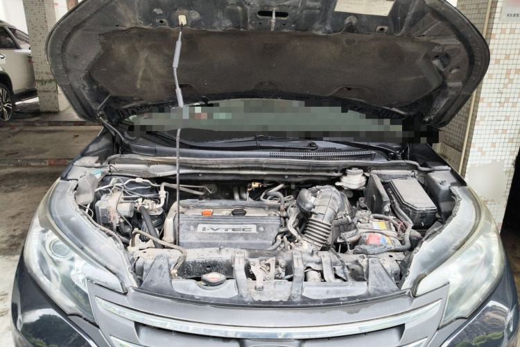 Used Honda CR-V 2012 2.4L four-wheel drive luxury version Engine Bay