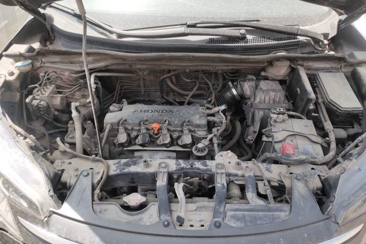 Used Honda CR-V 2012 2.0L two-wheel drive urban version Engine Bay
