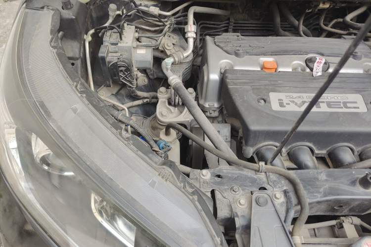 Used Honda CR-V 2012 2.4L four-wheel drive luxury version Engine Bay Right