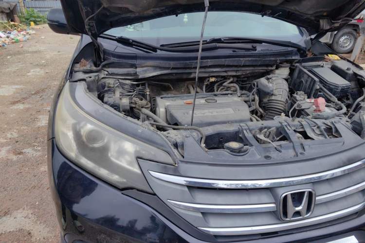 Used Honda CR-V 2012 2.4L four-wheel drive luxury version Engine Bay Right
