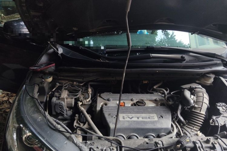 Used Honda CR-V 2012 2.4L four-wheel drive luxury version Engine Bay Right