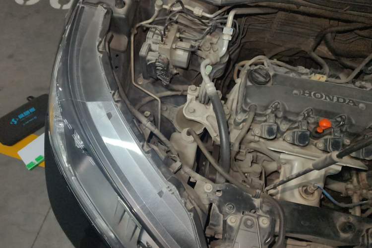 Used Honda CR-V 2012 2.0L Four-wheel Drive Classic Edition Engine Bay Right