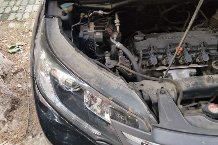 Used Honda CR-V 2012 2.0L Four-wheel Drive Classic Edition Engine Bay Right
