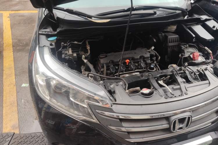 Used Honda CR-V 2012 2.0L two-wheel drive urban version Engine Bay Right