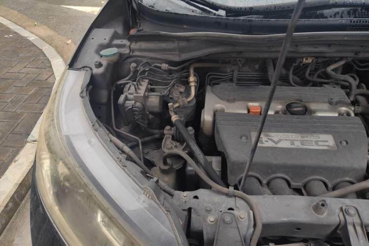 Used Honda CR-V 2012 2.4L four-wheel drive luxury version Engine Bay Right