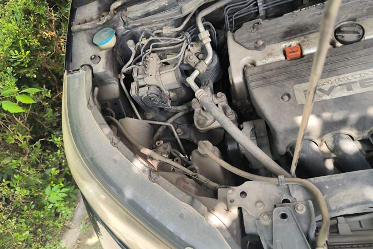 Used Honda CR-V 2012 2.4L Four-wheel Drive Prestige Edition Engine Bay Right
