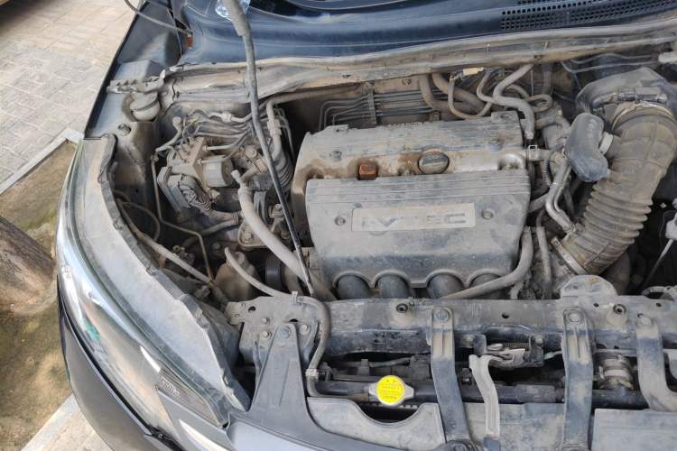 Used Honda CR-V 2012 2.4L four-wheel drive luxury version Engine Bay Right