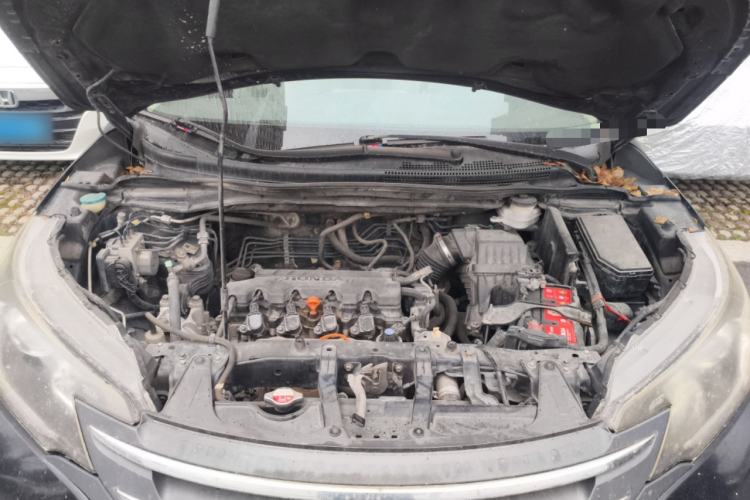 Used Honda CR-V 2012 2.0L two-wheel drive urban version Engine Bay