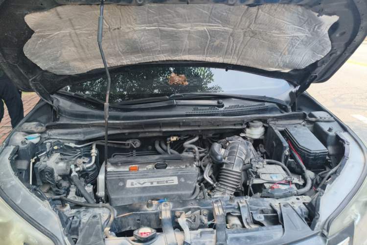 Used Honda CR-V 2012 2.4L four-wheel drive luxury version Engine Bay