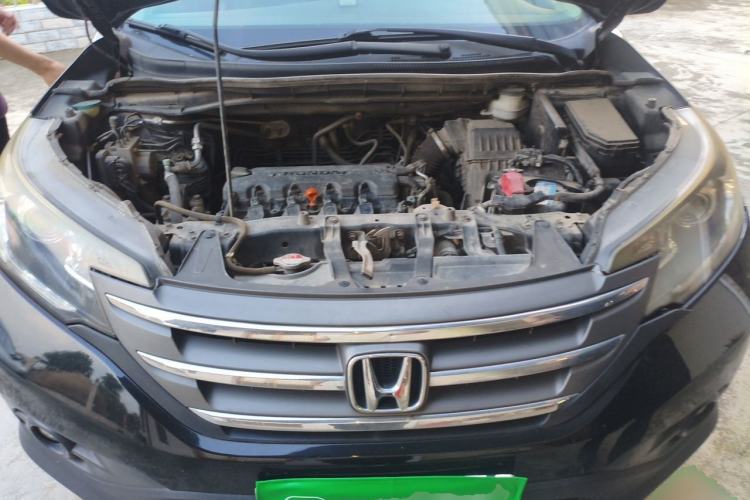 Used Honda CR-V 2012 2.0L two-wheel drive urban version Engine Bay