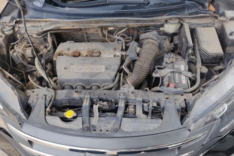 Used Honda CR-V 2012 2.4L four-wheel drive luxury version Engine Bay