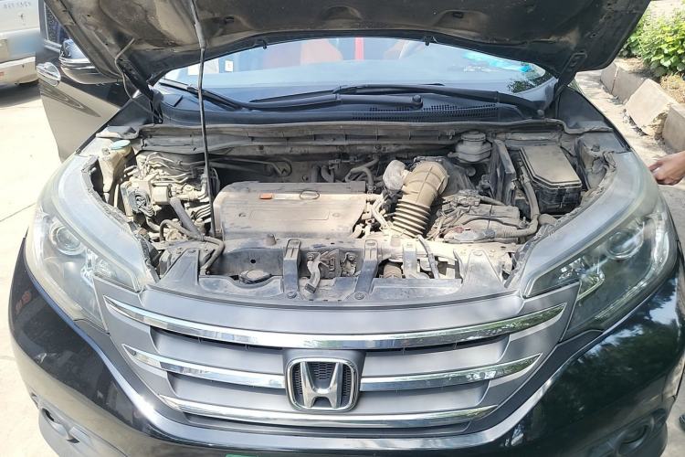 Used Honda CR-V 2012 2.4L four-wheel drive luxury version Engine Bay