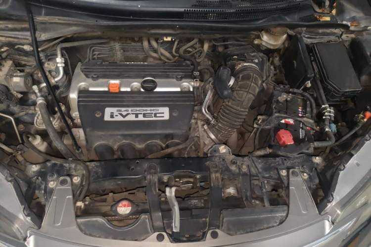 Used Honda CR-V 2012 2.4L four-wheel drive luxury version Engine Bay