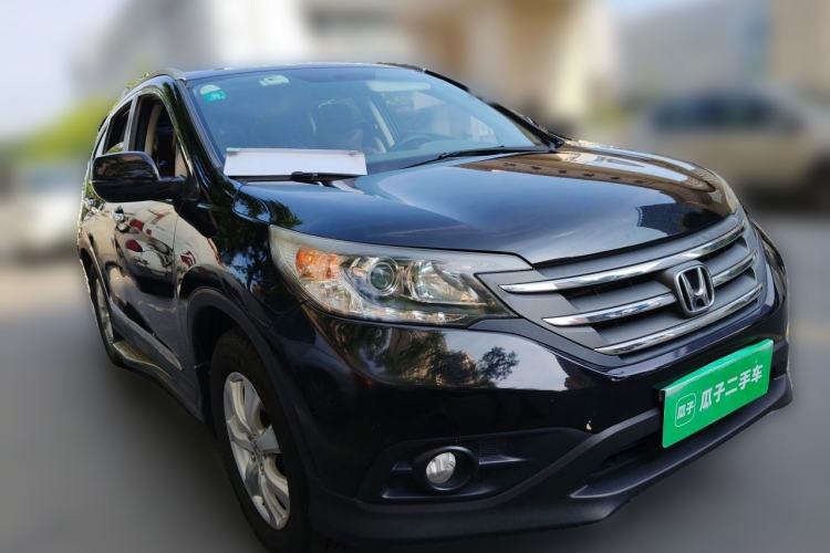 Used Honda CR-V 2012 2.0L two-wheel drive urban version Front Right 45 Deg