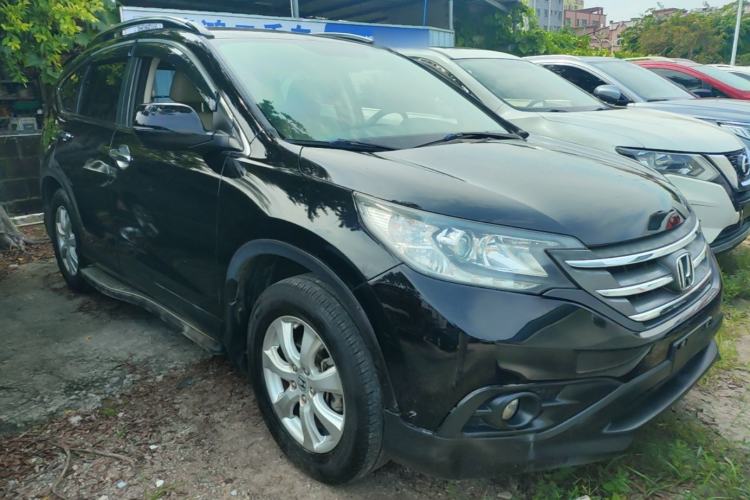 Used Honda CR-V 2012 2.0L two-wheel drive urban version Front Right 45 Deg