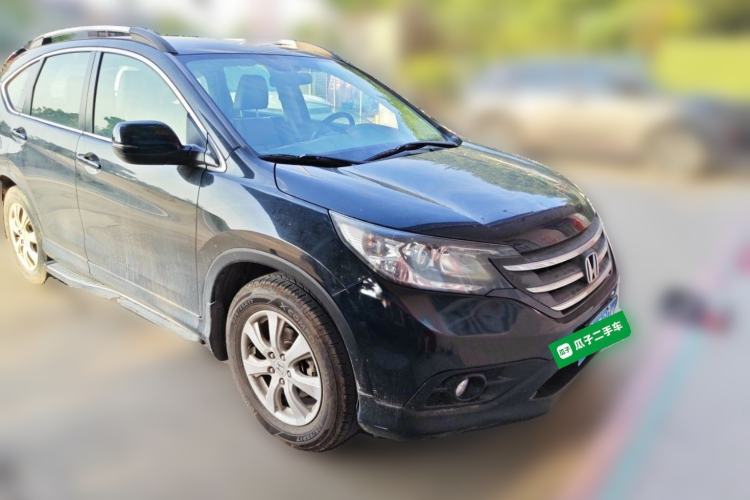 Used Honda CR-V 2012 2.0L two-wheel drive urban version Front Right 45 Deg