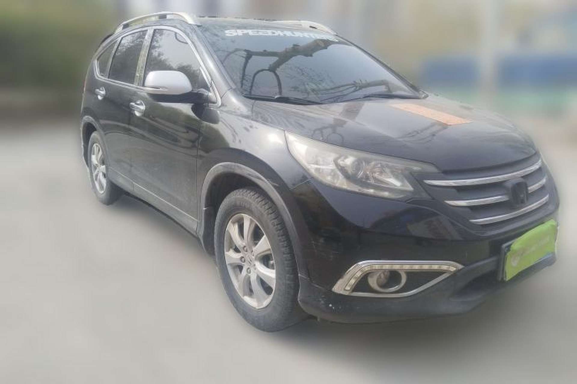 Used Honda CR-V 2012 2.0L two-wheel drive urban version Front Right 45 Deg
