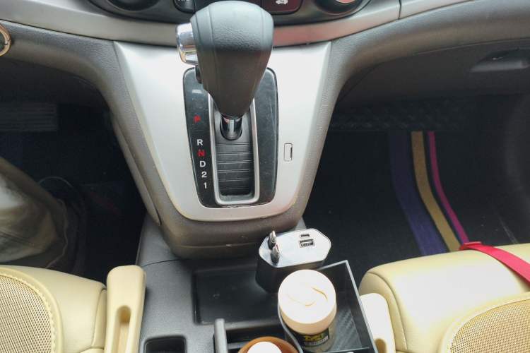 Used Honda CR-V 2012 2.0L two-wheel drive urban version Gear Lever