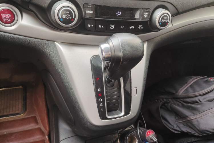 Used Honda CR-V 2012 2.4L four-wheel drive luxury version Gear Lever