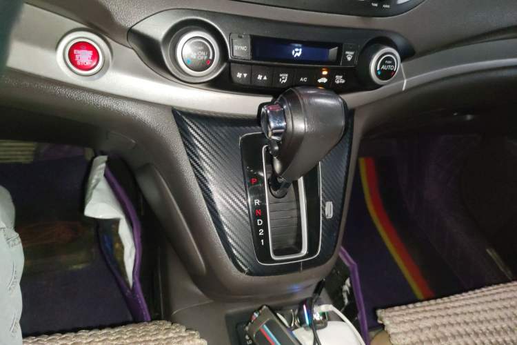 Used Honda CR-V 2012 2.4L four-wheel drive luxury version Gear Lever