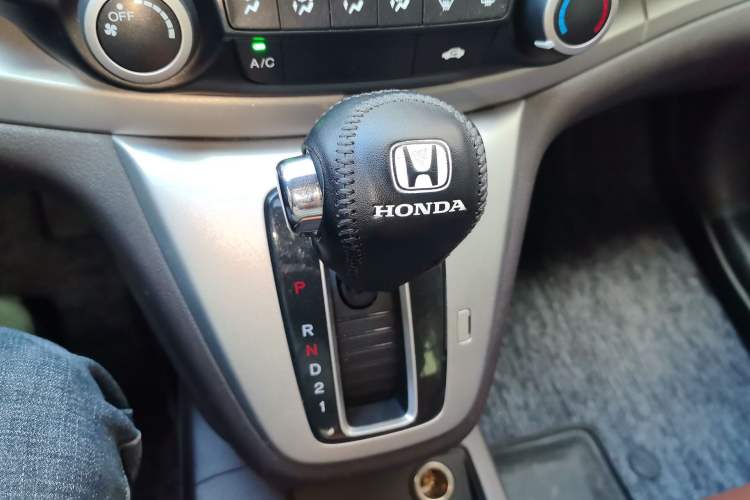 Used Honda CR-V 2012 2.0L two-wheel drive urban version Gear Lever