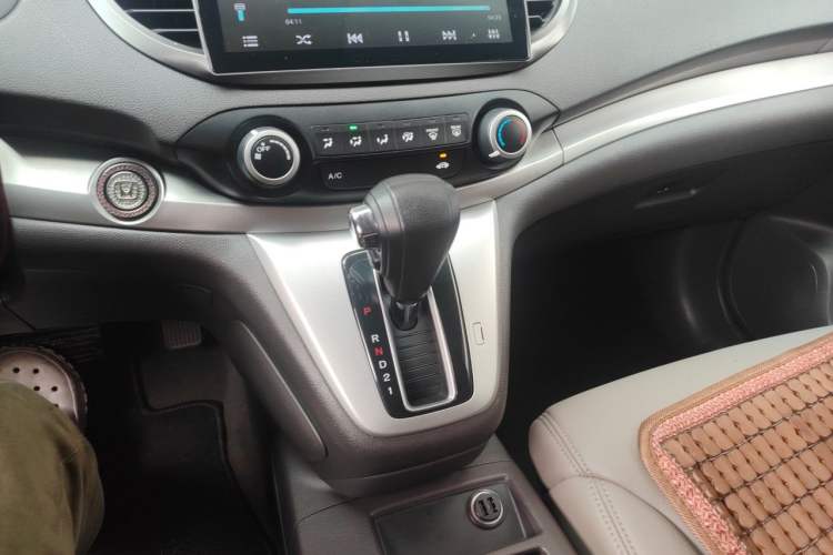 Used Honda CR-V 2012 2.0L two-wheel drive urban version Gear Lever