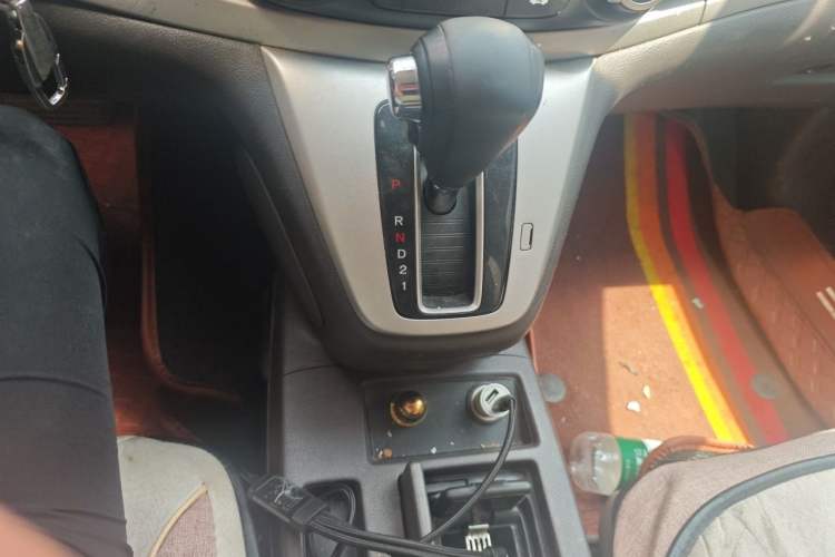 Used Honda CR-V 2012 2.0L two-wheel drive urban version Gear Lever