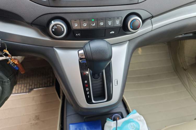 Used Honda CR-V 2012 2.0L two-wheel drive urban version Gear Lever
