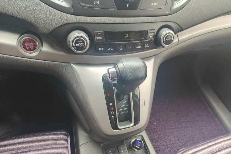 Used Honda CR-V 2012 2.4L four-wheel drive luxury version Gear Lever