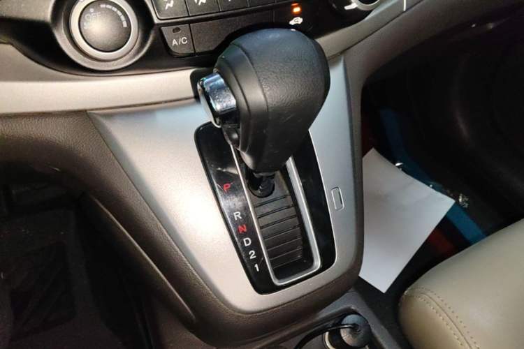 Used Honda CR-V 2012 2.0L two-wheel drive urban version Gear Lever