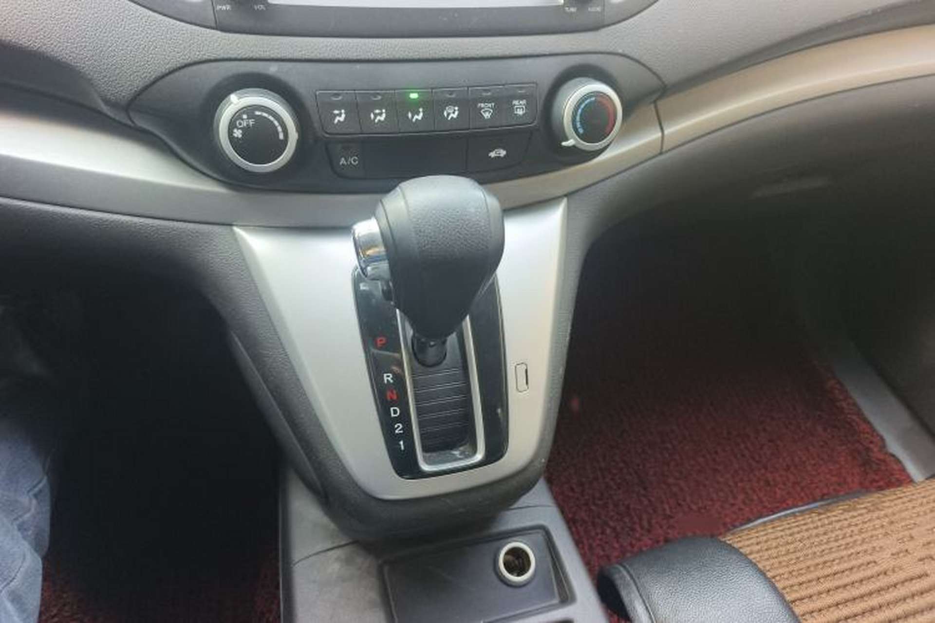 Used Honda CR-V 2012 2.0L two-wheel drive urban version Gear Lever